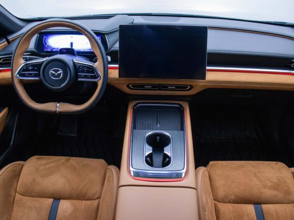 Mazda EZ-6 с пробегом 2024 года, цена 3 900 000 рублей, 10921 км, лифтбек, Автокод Объявления