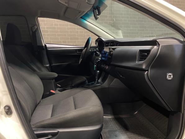 Toyota Corolla XI (E160 E170 E180) с пробегом 2015 года, цена 1 490 000 рублей, 86680 км, седан, Автокод Объявления
