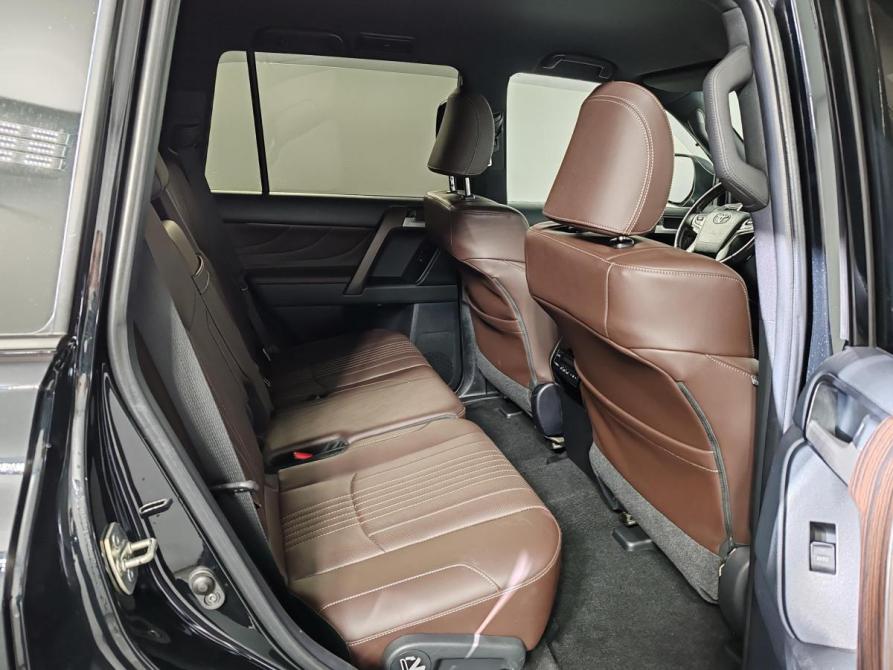 Toyota Land Cruiser Prado 150 Series Рестайлинг 3 Москва  - изображение 21