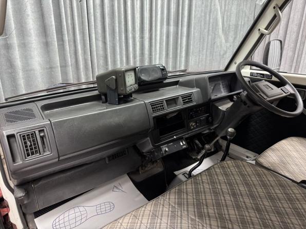 Mazda Bongo III с пробегом 1995 года, цена 650 000 рублей, 230945 км, фургон, Автокод Объявления