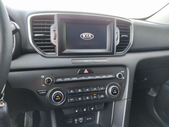Kia Sportage IV Рестайлинг с пробегом 2018 года, цена 1 749 000 рублей, 178965 км, внедорожник, Автокод Объявления