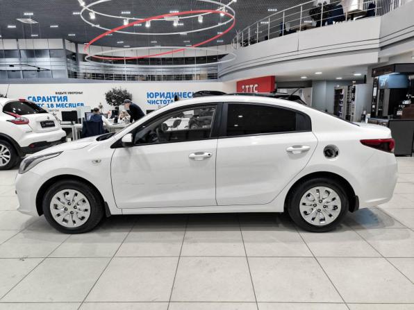 Kia Rio IV с пробегом 2017 года, цена 1 020 000 рублей, 157610 км, седан, Автокод Объявления