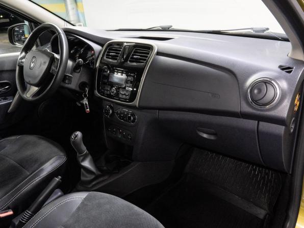 Renault Sandero II с пробегом 2016 года, цена 1 150 000 рублей, 74710 км, хэтчбек, Автокод Объявления