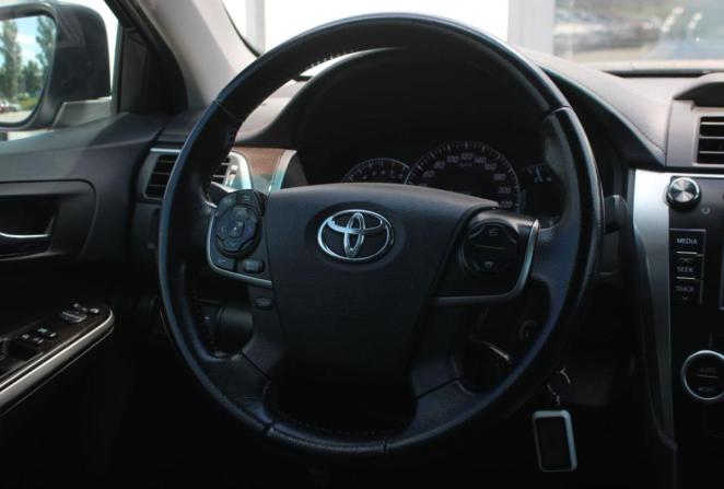Toyota Camry VII (XV50) Рестайлинг с пробегом 2014 года, цена 2 215 000 рублей, 136663 км, седан, Автокод Объявления