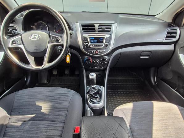 Hyundai Solaris I Рестайлинг с пробегом 2015 года, цена 799 900 рублей, 143000 км, седан, Автокод Объявления