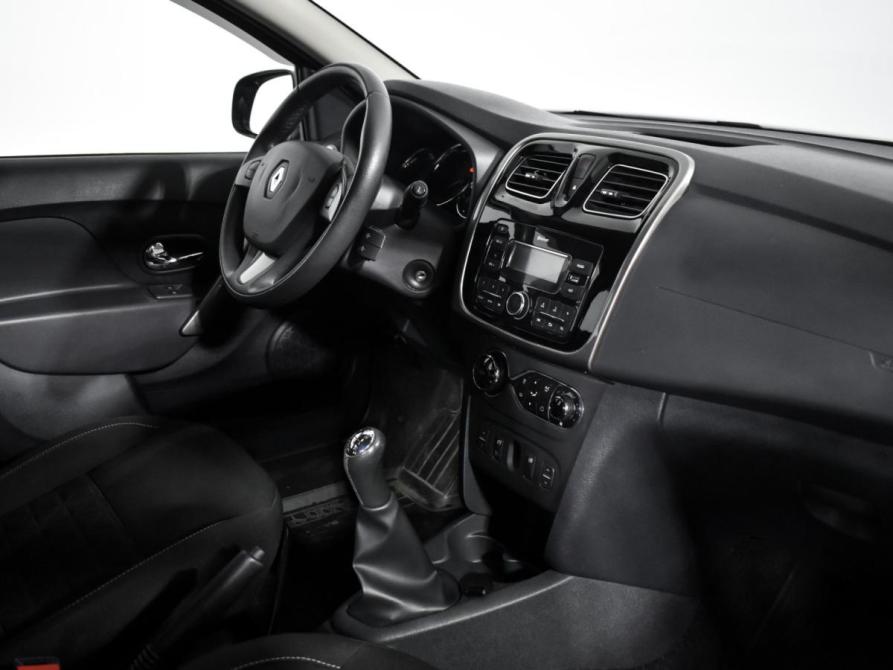 Renault Sandero II Санкт-Петербург  - изображение 13