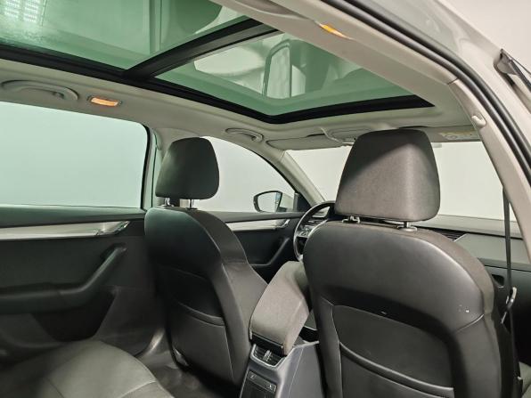 Skoda Octavia III (A7) с пробегом 2015 года, цена 1 745 000 рублей, 177207 км, универсал, Автокод Объявления