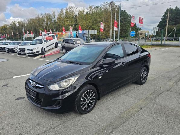 Hyundai Solaris I с пробегом 2014 года, цена 700 000 рублей, 245054 км, седан, Автокод Объявления