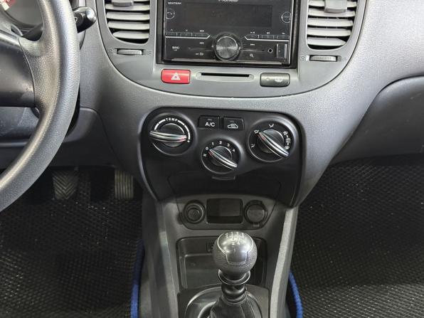 Kia Rio II Рестайлинг с пробегом 2010 года, цена 580 000 рублей, 214032 км, седан, Автокод Объявления