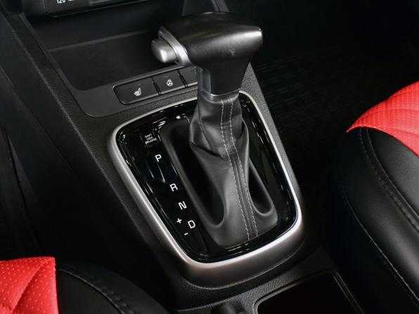 Kia Rio IV Рестайлинг с пробегом 2022 года, цена 1 815 995 рублей, 41283 км, хэтчбек, Автокод Объявления