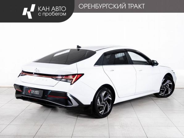 Hyundai Elantra VII (CN7) с пробегом 2023 года, цена 2 148 000 рублей, 28000 км, седан, Автокод Объявления