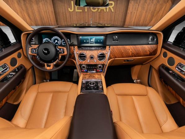 Rolls-Royce Cullinan I (Series I) с пробегом 2019 года, цена 29 167 000 рублей, 30882 км, внедорожник, Автокод Объявления