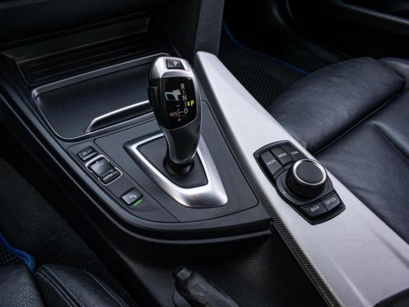 BMW 3 серии VI (F3x) Рестайлинг с пробегом 2018 года, цена 2 995 000 рублей, 174353 км, седан, Автокод Объявления