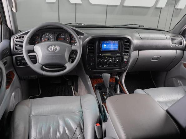 Toyota Land Cruiser 100 Series с пробегом 2000 года, цена 1 699 000 рублей, 336856 км, внедорожник, Автокод Объявления
