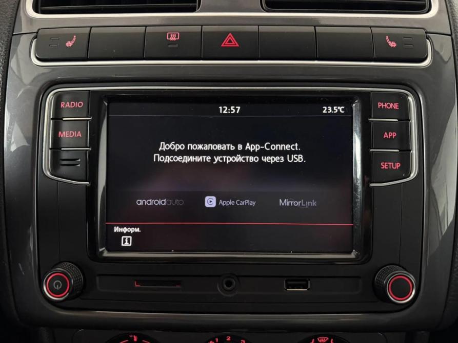 Volkswagen Polo V Рестайлинг Подольск  - изображение 18