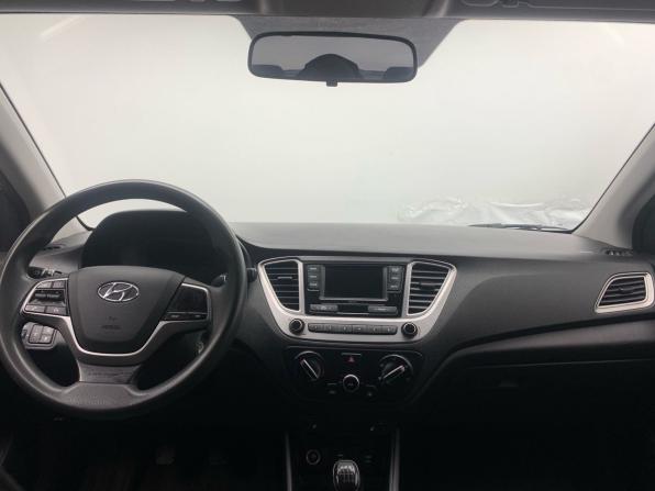 Hyundai Solaris II Рестайлинг с пробегом 2020 года, цена 1 049 000 рублей, 141113 км, седан, Автокод Объявления