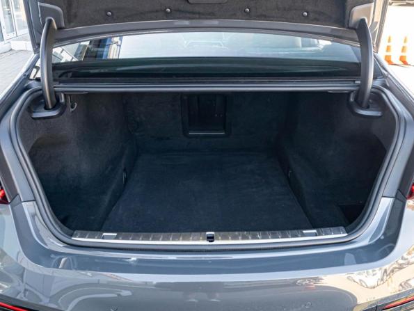 BMW 7 серии VI (G11/G12) Рестайлинг с пробегом 2021 года, цена 5 850 000 рублей, 68375 км, седан, Автокод Объявления