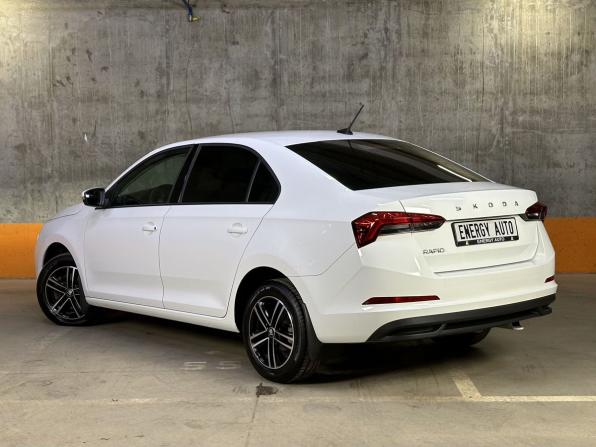 Skoda Rapid II с пробегом 2021 года, цена 1 599 000 рублей, 76366 км, лифтбек, Автокод Объявления