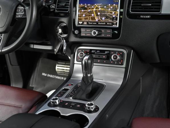 Volkswagen Touareg II с пробегом 2014 года, цена 2 099 000 рублей, 152000 км, внедорожник, Автокод Объявления