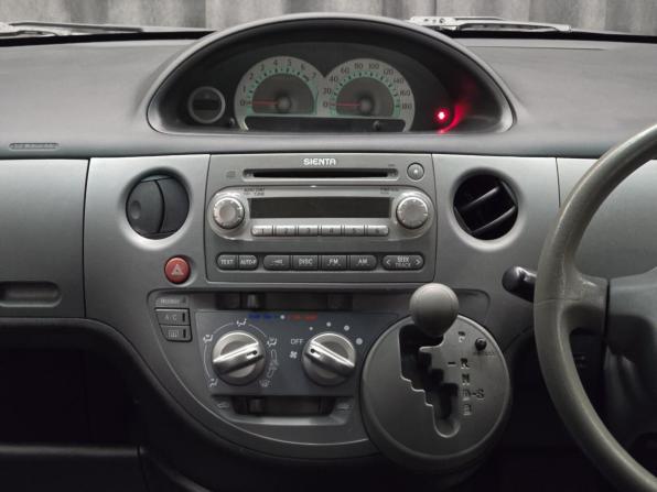Toyota Sienta I с пробегом 2005 года, цена 515 000 рублей, 287000 км, минивэн, Автокод Объявления
