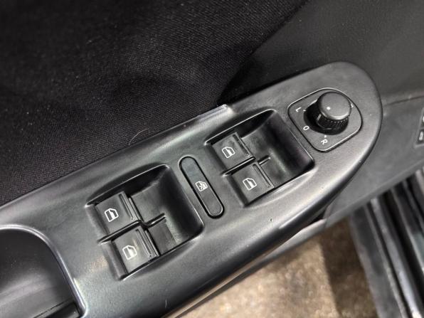 Volkswagen Passat B6 с пробегом 2006 года, цена 750 000 рублей, 186662 км, универсал, Автокод Объявления