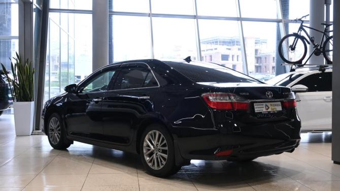 Toyota Camry VII (XV50) Рестайлинг с пробегом 2016 года, цена 1 895 000 рублей, 240130 км, седан, Автокод Объявления