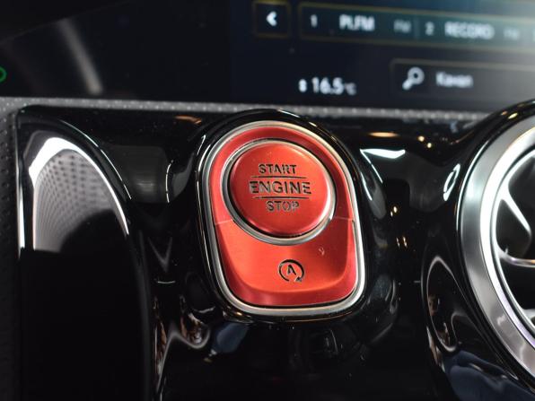 Mercedes-Benz CLA II (C118 X118) с пробегом 2021 года, цена 4 184 995 рублей, 49727 км, седан, Автокод Объявления