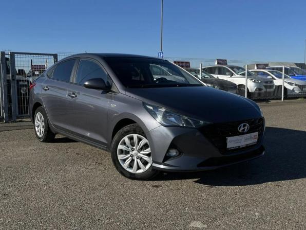 Hyundai Solaris II Рестайлинг с пробегом 2022 года, цена 1 575 264 рубля, 121826 км, седан, Автокод Объявления