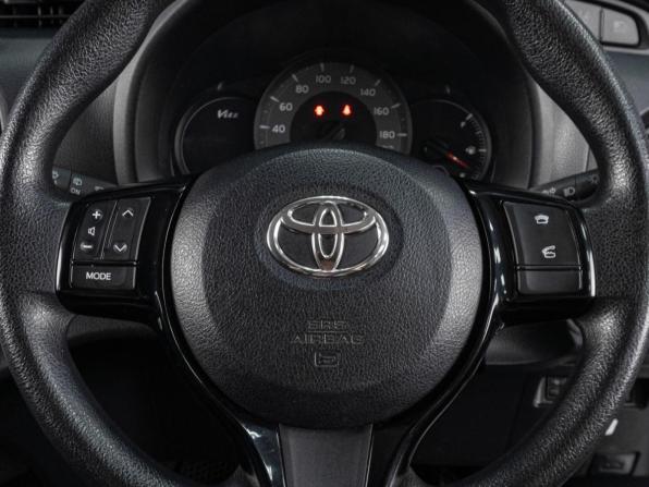 Toyota Vitz III (XP130) Рестайлинг 2 с пробегом 2017 года, цена 965 000 рублей, 122427 км, хэтчбек, Автокод Объявления