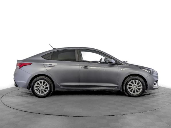Hyundai Solaris II с пробегом 2017 года, цена 1 150 000 рублей, 110581 км, седан, Автокод Объявления