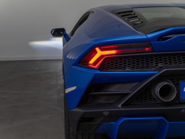 Lamborghini Huracán I Рестайлинг с пробегом 2022 года, цена 27 696 900 рублей, 2539 км, купе, Автокод Объявления