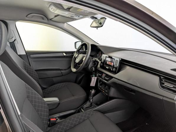 Skoda Rapid II с пробегом 2021 года, цена 1 716 000 рублей, 52946 км, лифтбек, Автокод Объявления