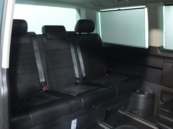 Volkswagen Multivan T6 с пробегом 2019 года, цена 4 499 000 рублей, 160000 км, минивэн, Автокод Объявления