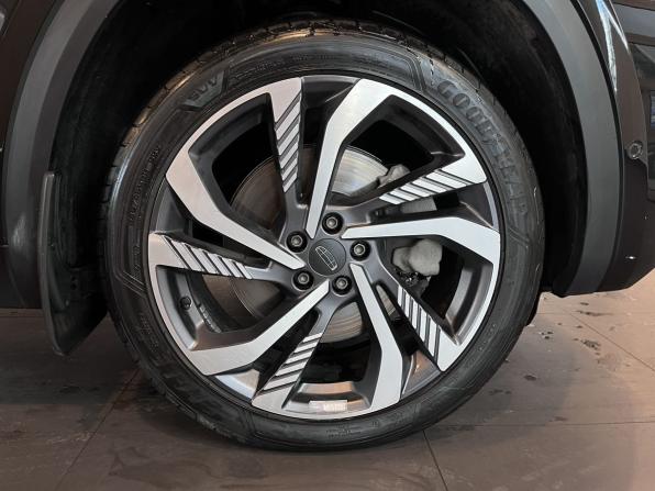 Geely Monjaro I с пробегом 2023 года, цена 3 240 000 рублей, 69968 км, внедорожник, Автокод Объявления