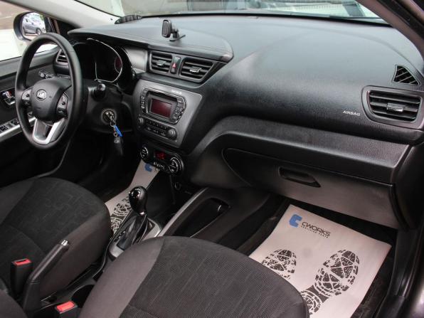 Kia Rio III Рестайлинг с пробегом 2015 года, цена 740 000 рублей, 234497 км, хэтчбек, Автокод Объявления