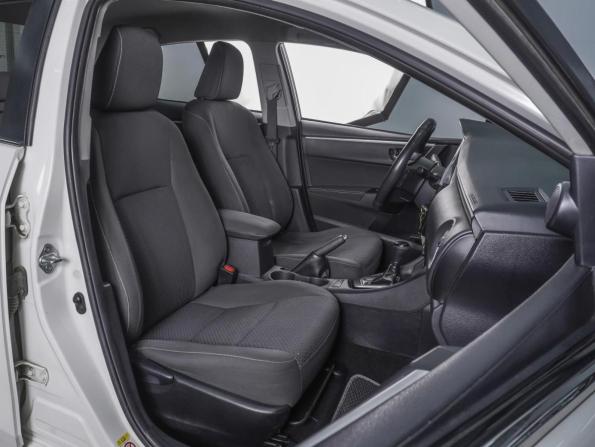 Toyota Corolla XI (E160 E170 E180) Рестайлинг 1 с пробегом 2017 года, цена 1 525 000 рублей, 136734 км, седан, Автокод Объявления
