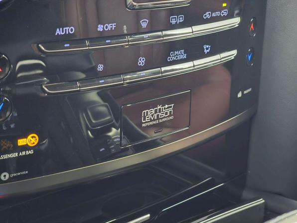 Lexus LX III Рестайлинг 2 с пробегом 2020 года, цена 9 890 000 рублей, 86036 км, внедорожник, Автокод Объявления