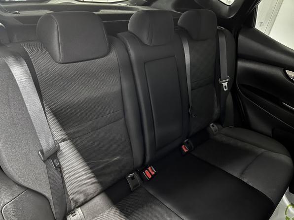 Nissan Qashqai II с пробегом 2017 года, цена 1 325 000 рублей, 145967 км, внедорожник, Автокод Объявления