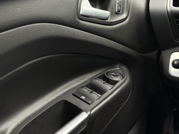 Ford Kuga II с пробегом 2014 года, цена 1 299 000 рублей, 172163 км, внедорожник, Автокод Объявления
