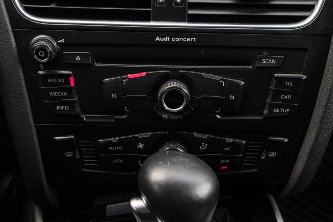 Audi A4 IV (B8) с пробегом 2009 года, цена 997 000 рублей, 189085 км, седан, Автокод Объявления