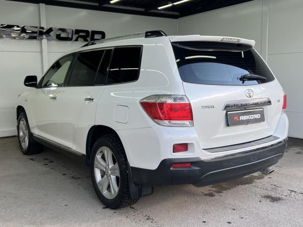 Toyota Highlander II (XU40) Рестайлинг с пробегом 2013 года, цена 2 150 000 рублей, 168005 км, внедорожник, Автокод Объявления