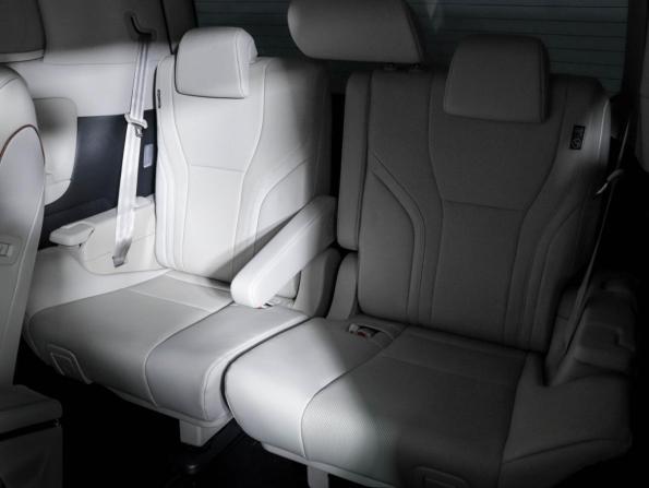 Lexus LM II с пробегом 2024 года, цена 13 000 000 рублей, 5338 км, минивэн, Автокод Объявления