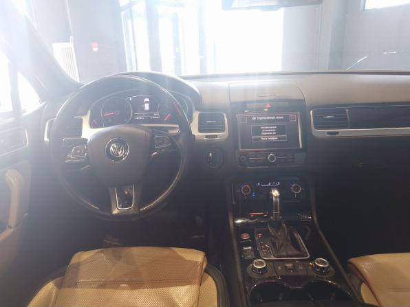 Volkswagen Touareg II с пробегом 2013 года, цена 2 800 000 рублей, 344163 км, внедорожник, Автокод Объявления