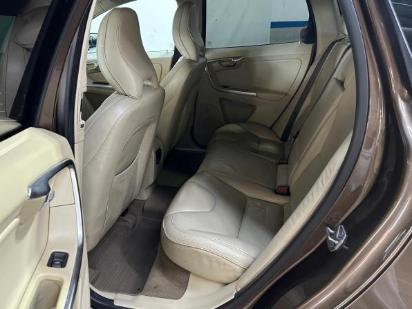 Volvo XC60 I Рестайлинг с пробегом 2014 года, цена 1 750 000 рублей, 193037 км, внедорожник, Автокод Объявления