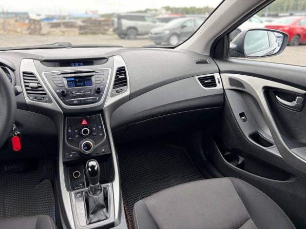 Hyundai Elantra V (MD) Рестайлинг с пробегом 2015 года, цена 775 000 рублей, 342000 км, седан, Автокод Объявления