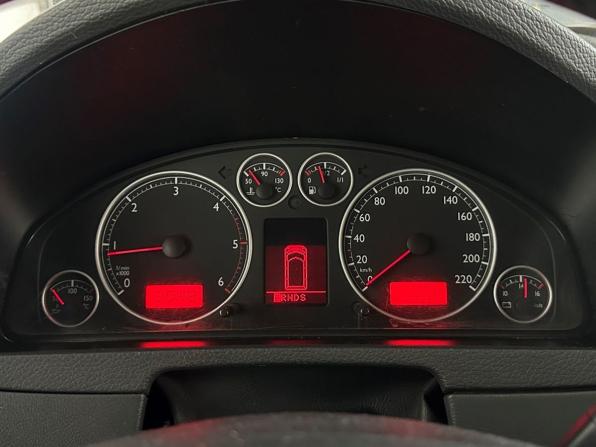 Volkswagen Multivan T5 с пробегом 2007 года, цена 1 100 000 рублей, 370240 км, минивэн, Автокод Объявления