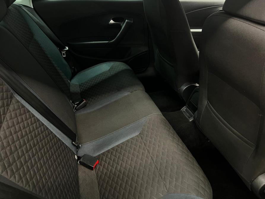 Volkswagen Polo V Рестайлинг Санкт-Петербург  - изображение 11