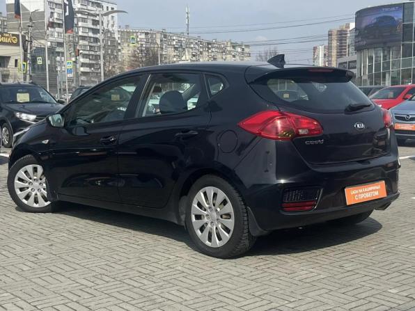 Kia Ceed II Рестайлинг с пробегом 2017 года, цена 1 245 000 рублей, 155000 км, хэтчбек, Автокод Объявления