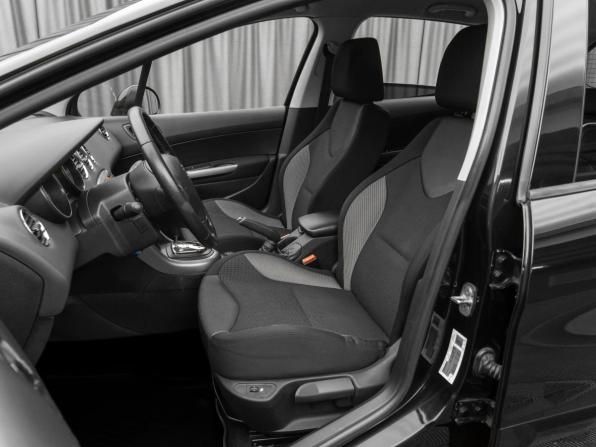 Peugeot 308 I Рестайлинг с пробегом 2012 года, цена 880 000 рублей, 132000 км, хэтчбек, Автокод Объявления