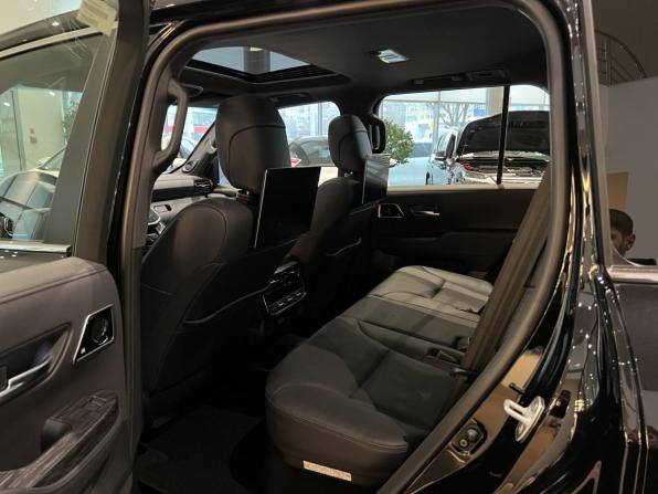 Toyota Land Cruiser 300 Series с пробегом 2025 года, цена 16 132 000 рублей, 21 км, внедорожник, Автокод Объявления